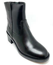 Stivaletto pelle tacco quadrato