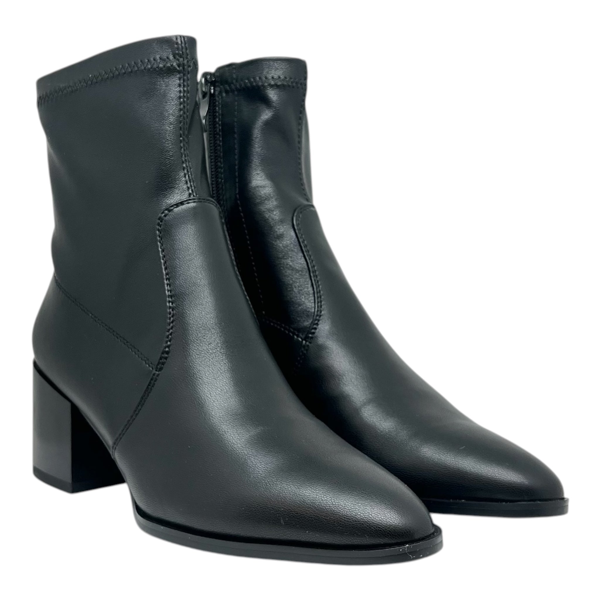 Stivaletto elasticizzato nero Ariel
