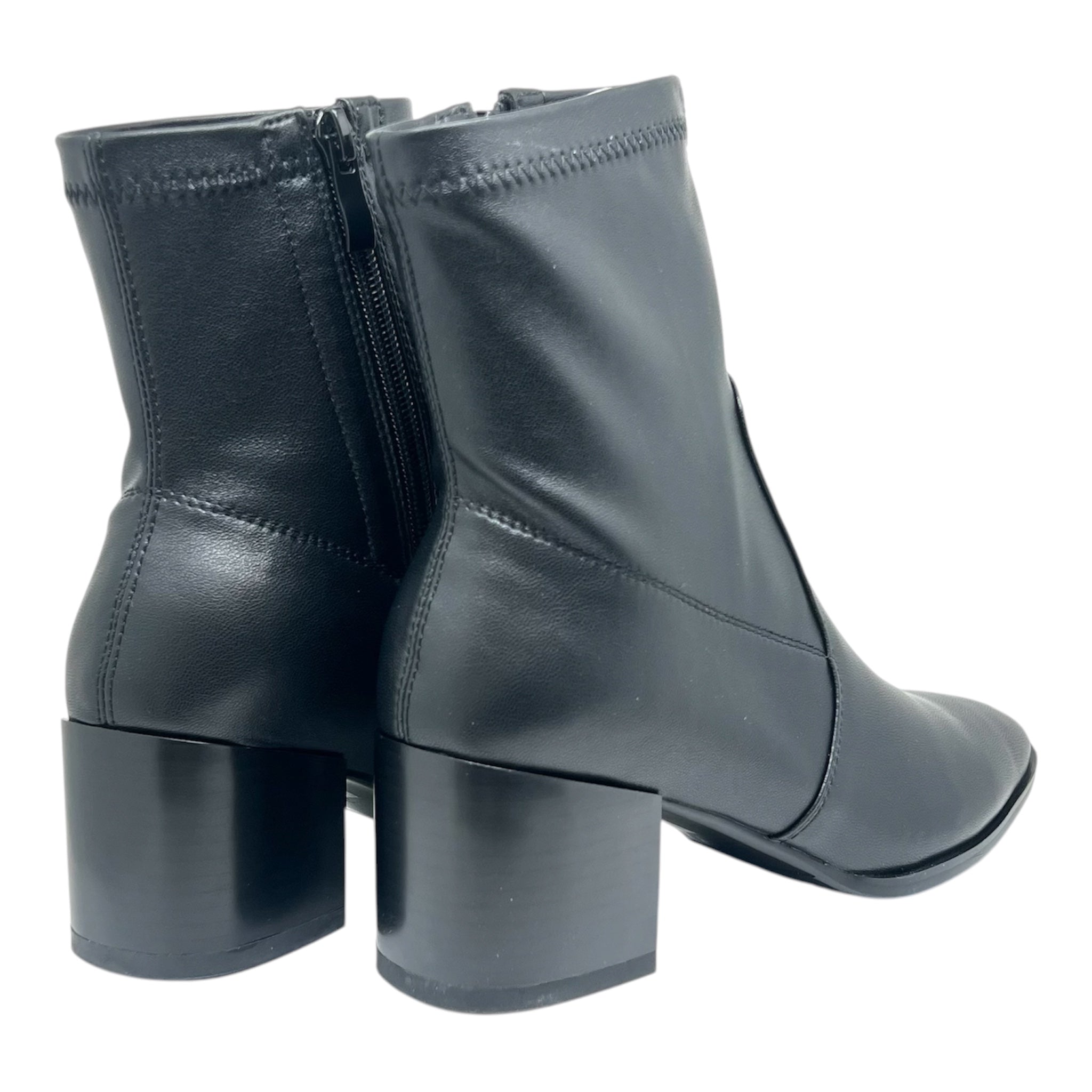 Stivaletto elasticizzato nero Ariel
