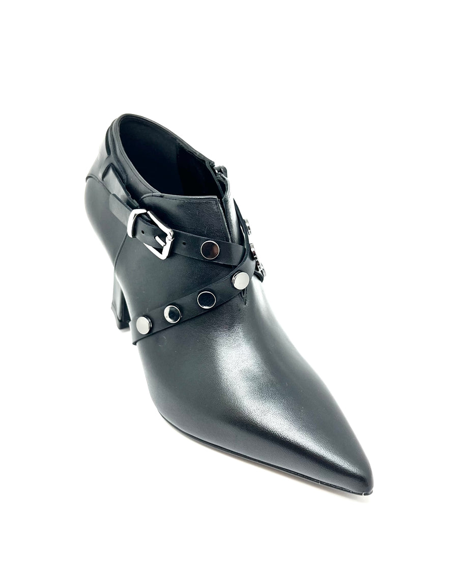 Scarpe pelle borchie Albano