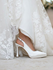 Chanel sposa Lory