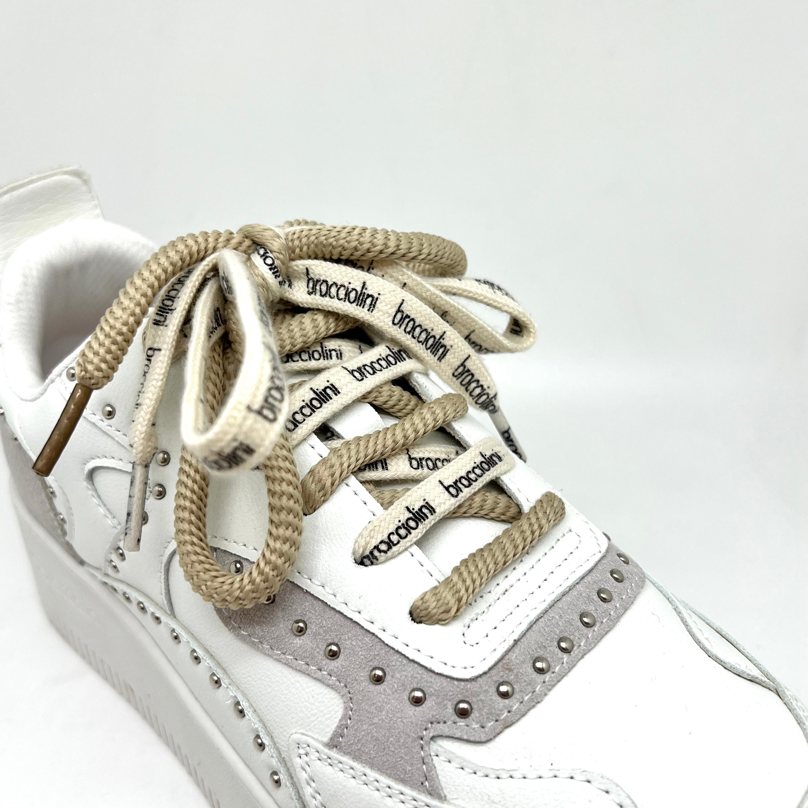 Sneakers bianca e fango Braccialini