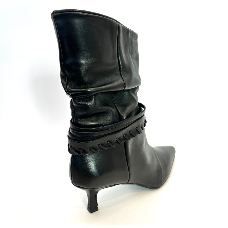 Stivaletto pelle nera cavigliera