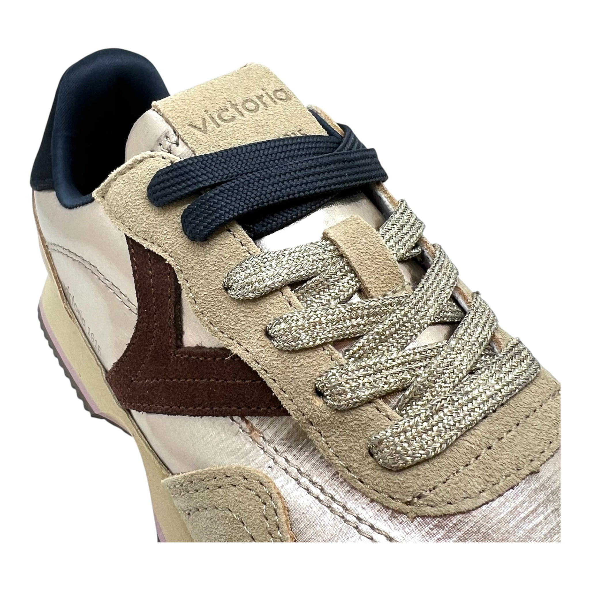 Sneaker Victoria Cosmos platino