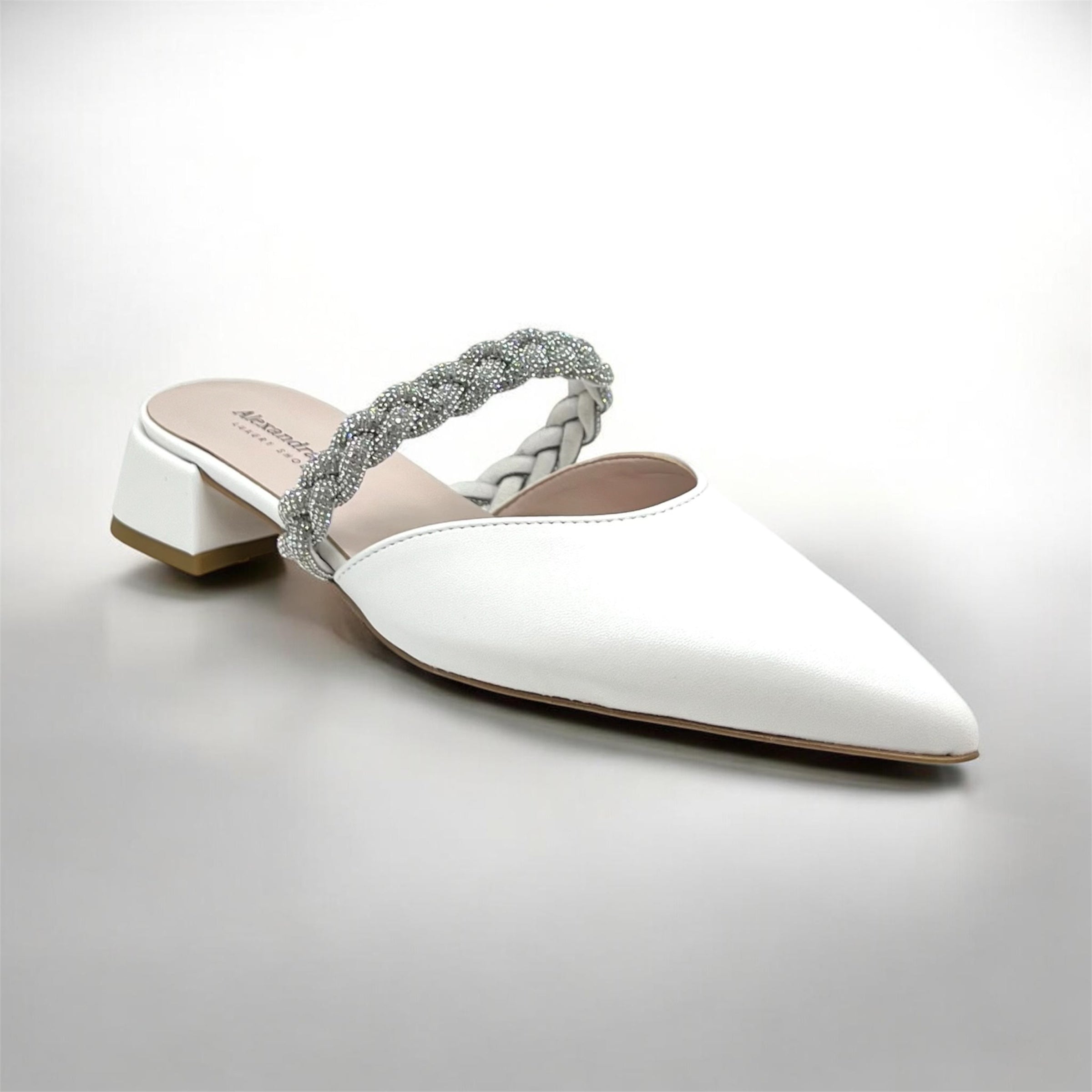 Chanel bianco tacco basso treccina