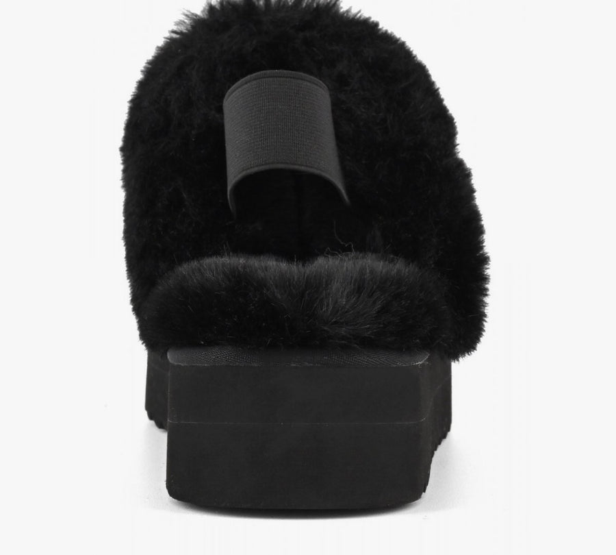 Sabot nera pelliccia Colors of California – Alexandra Effe