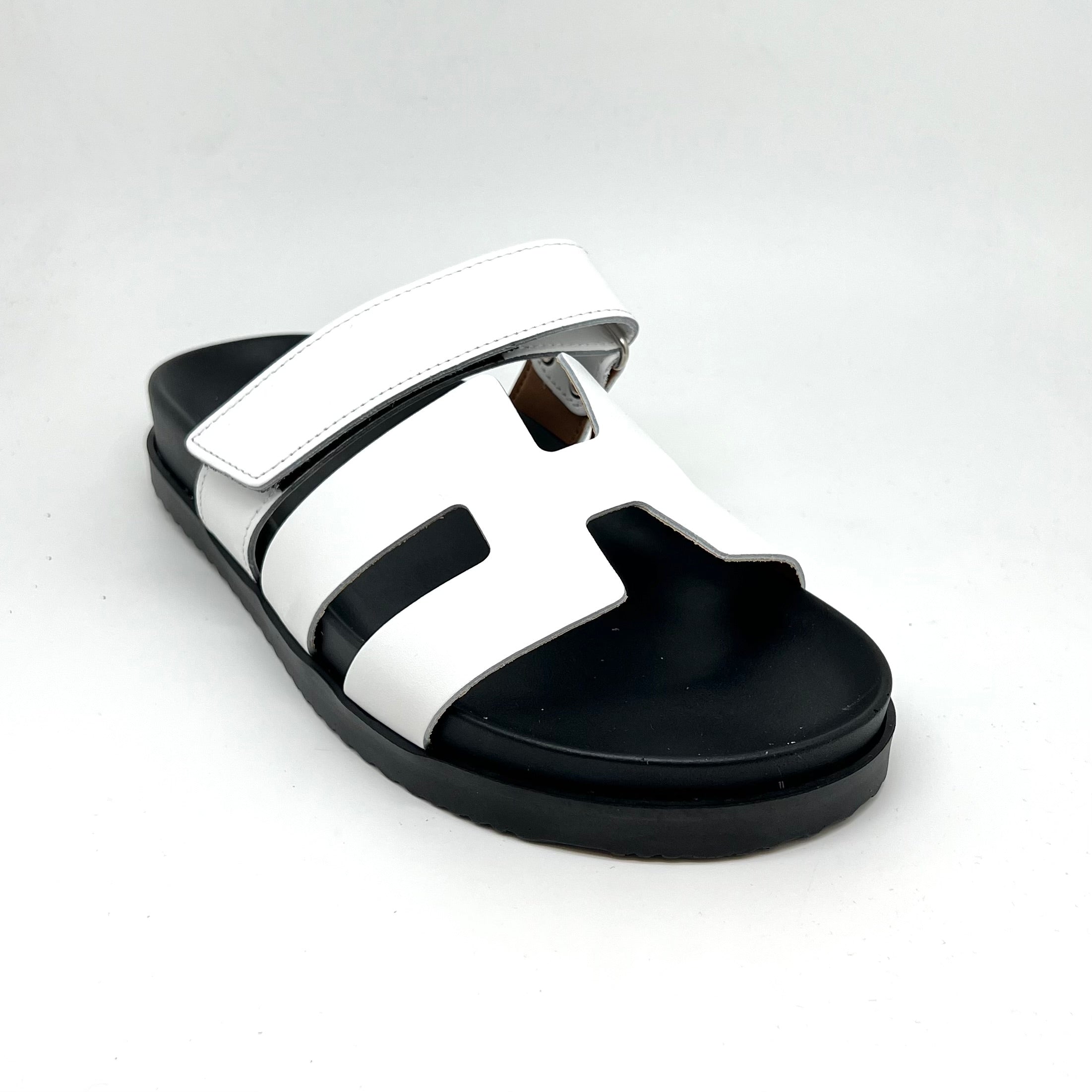 Sandalo in pelle modello Hermy