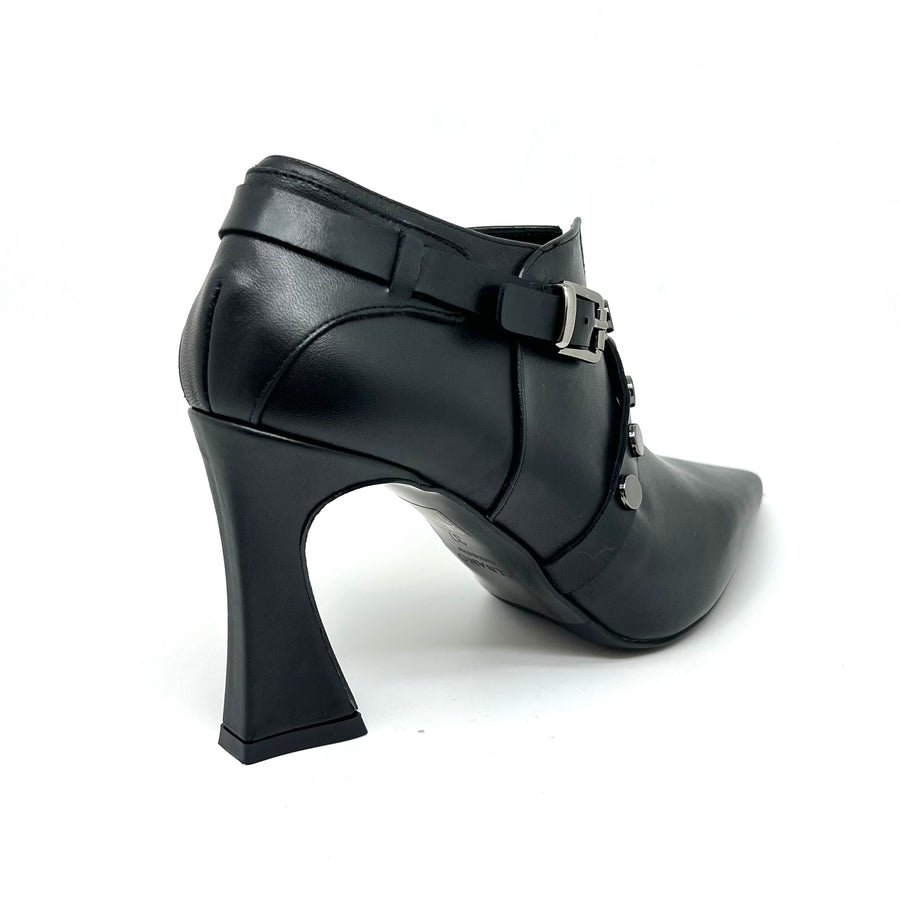 Scarpe pelle borchie Albano