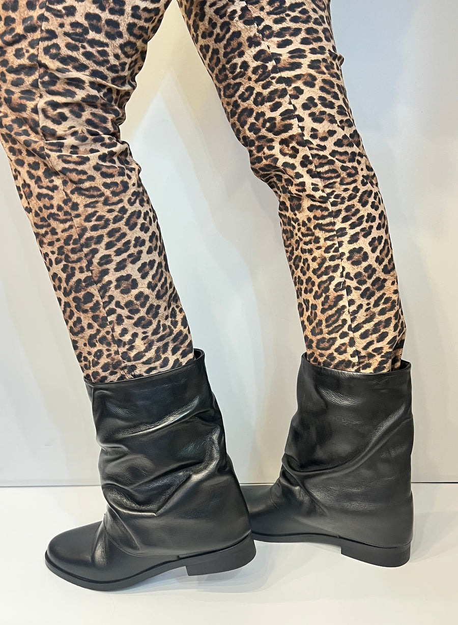 Stivaletto pelle nero zeppa