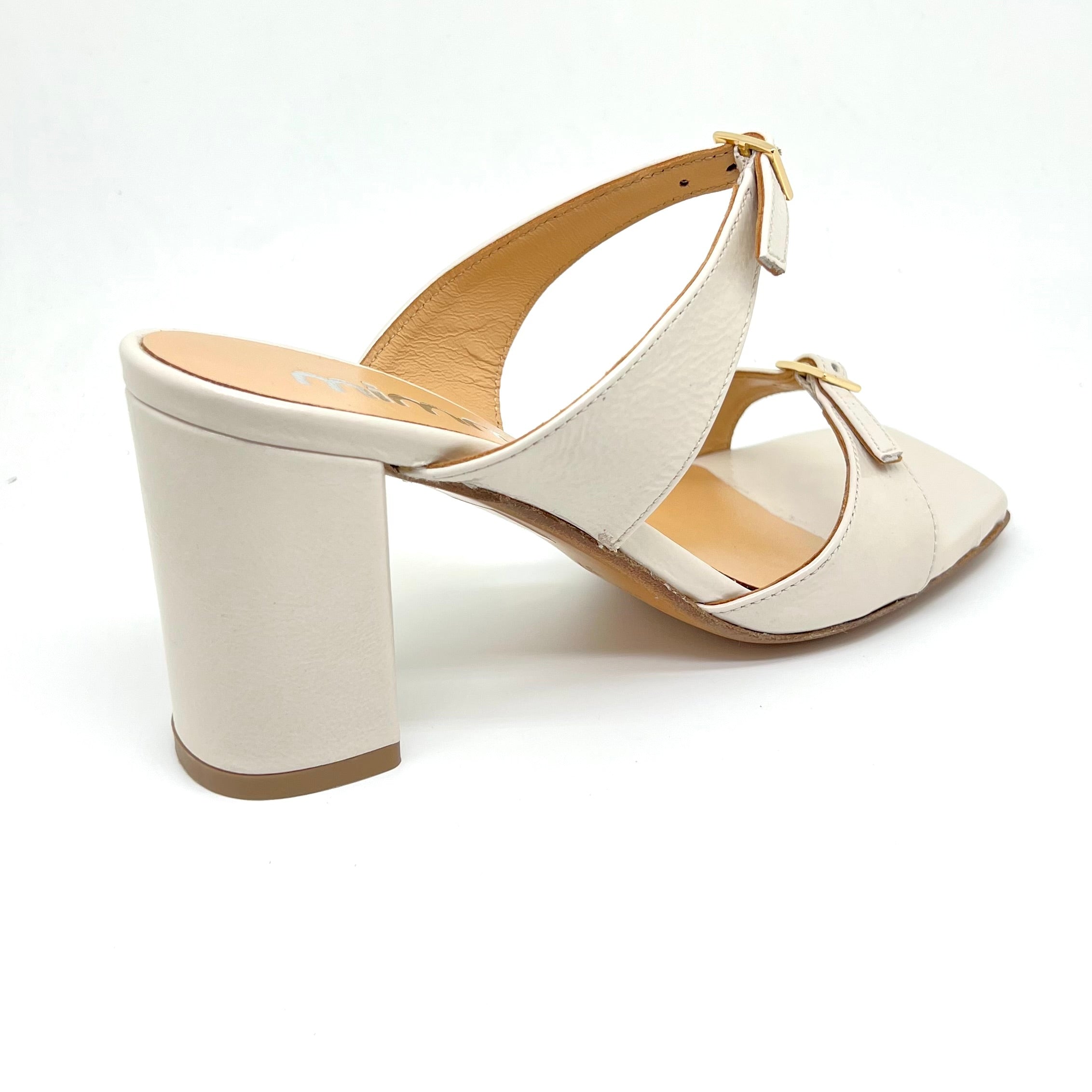 Sandalo Nicole vernice beige